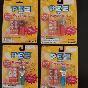 Pez Candy mini Keychain Set